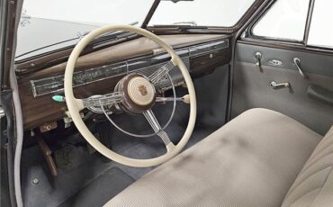 Cadillac-60-Special-Berline-1939-Black-Tan-8287-8