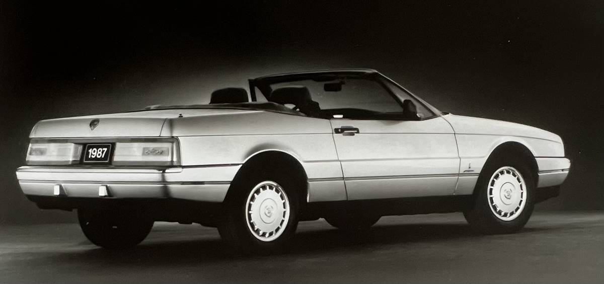 Cadillac-Allante-1987-364435-18