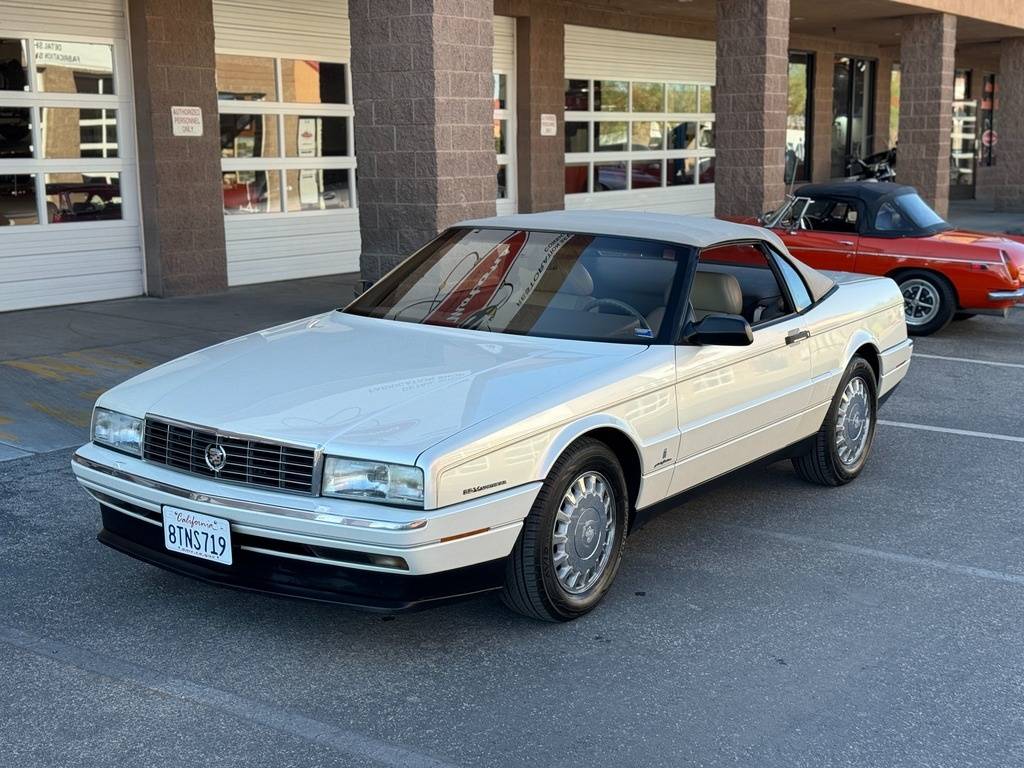 Cadillac-Allante-1993-white-41608-5