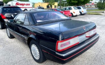 Cadillac-Allante-Cabriolet-1988-Black-Red-93147-7