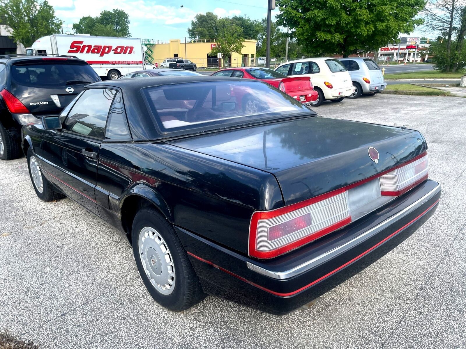 Cadillac-Allante-Cabriolet-1988-Black-Red-93147-7