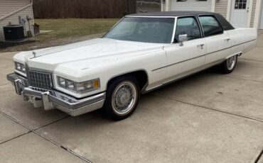 Cadillac-Brougham-1976-white-67953-11