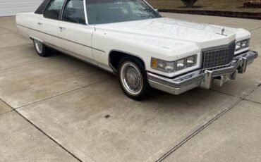 Cadillac-Brougham-1976-white-67953