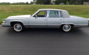 Cadillac-Brougham-1990-silver-231745