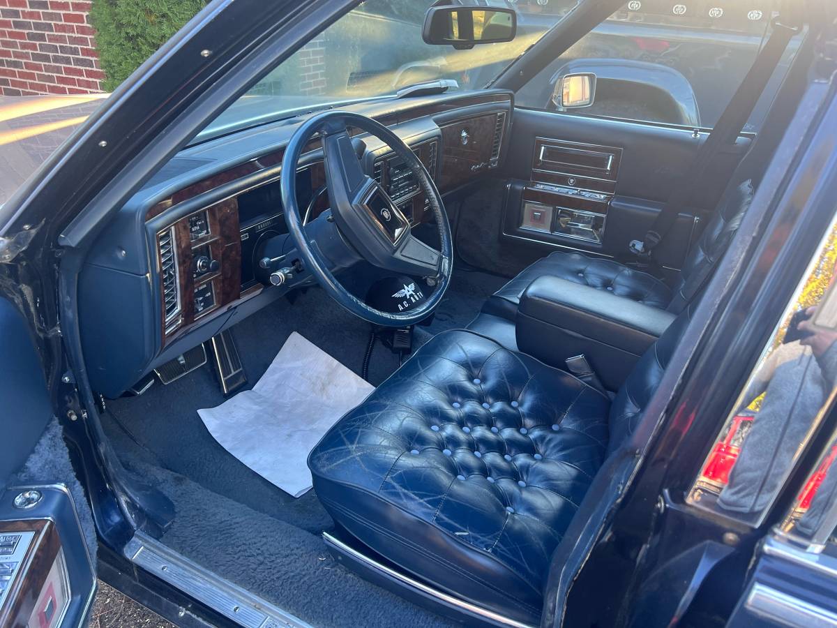 Cadillac-Brougham-1991-blue-70811-1