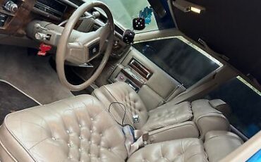 Cadillac-Brougham-Berline-1986-Blue-Tan-128748-3