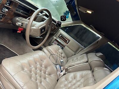 Cadillac-Brougham-Berline-1986-Blue-Tan-128748-3