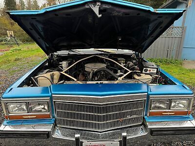 Cadillac-Brougham-Berline-1986-Blue-Tan-128748-5