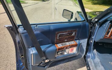 Cadillac-Brougham-Berline-1990-Blue-Blue-82077-10