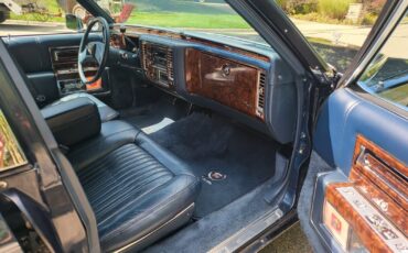 Cadillac-Brougham-Berline-1990-Blue-Blue-82077-7