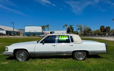 Cadillac-Brougham-Berline-1991-White-Red-206661-1