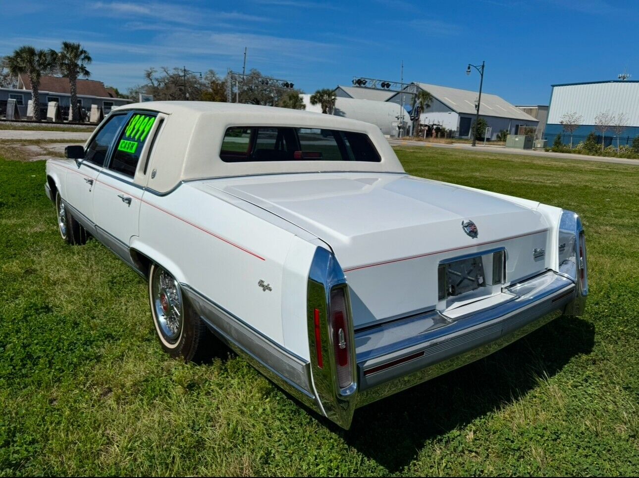 Cadillac-Brougham-Berline-1991-White-Red-206661-2