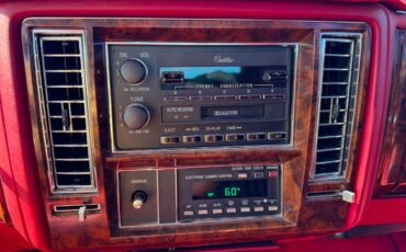 Cadillac-Brougham-Berline-1991-White-Red-206661-26