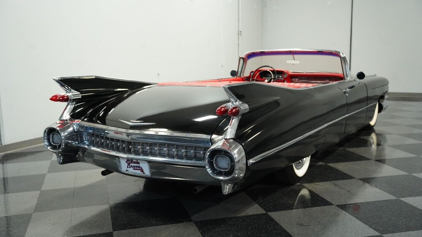 Cadillac-Convertible-Cabriolet-1959-Black-Red-0-10