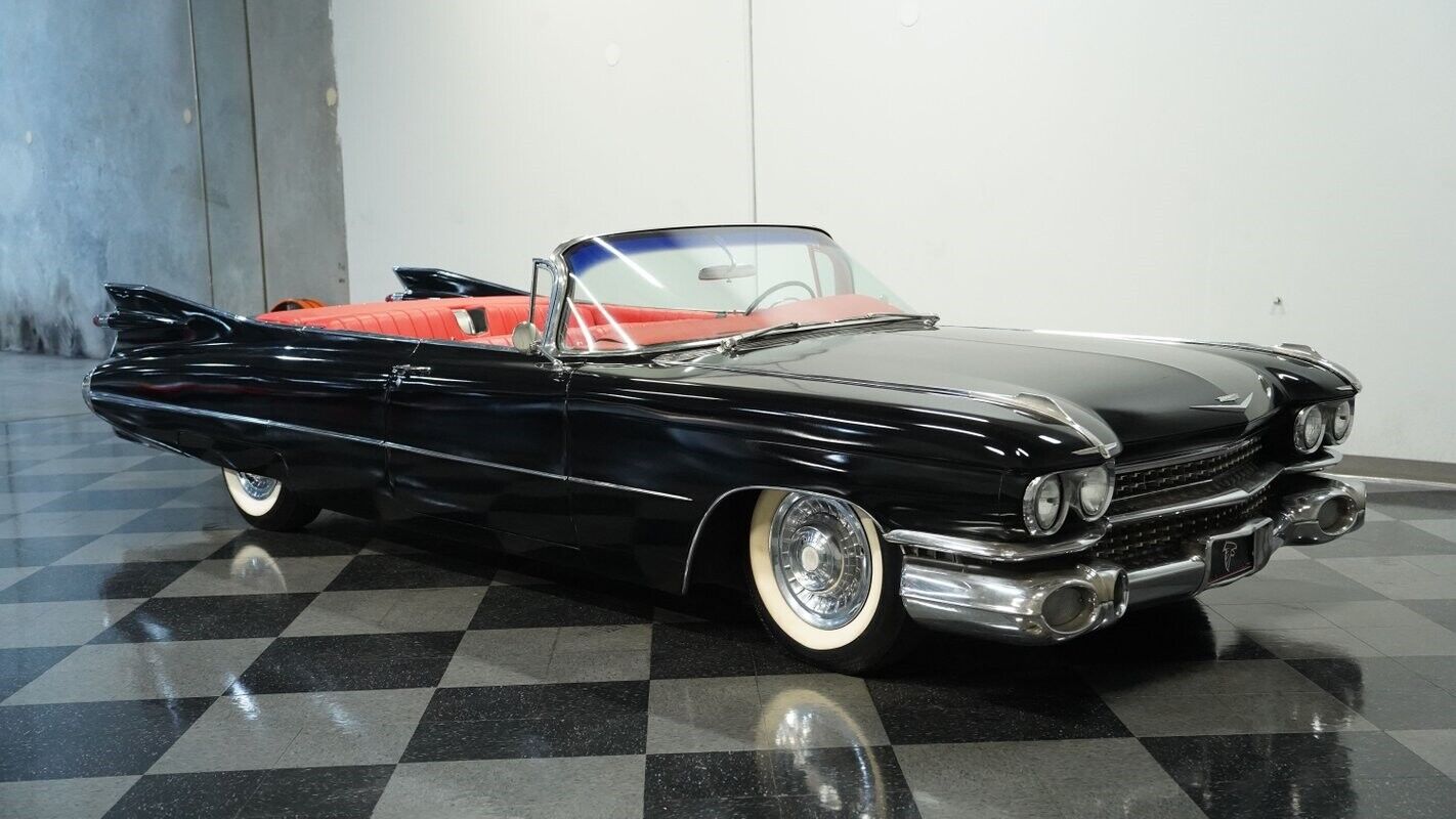 Cadillac-Convertible-Cabriolet-1959-Black-Red-0-13