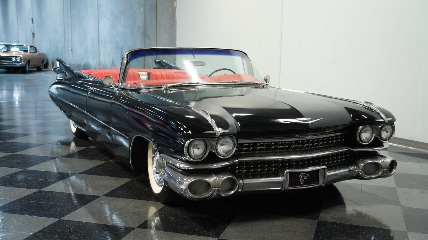 Cadillac-Convertible-Cabriolet-1959-Black-Red-0-14