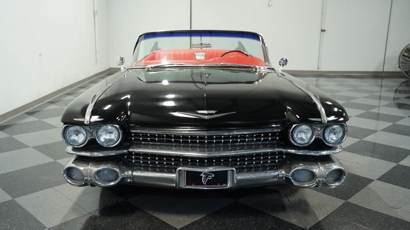 Cadillac-Convertible-Cabriolet-1959-Black-Red-0-15