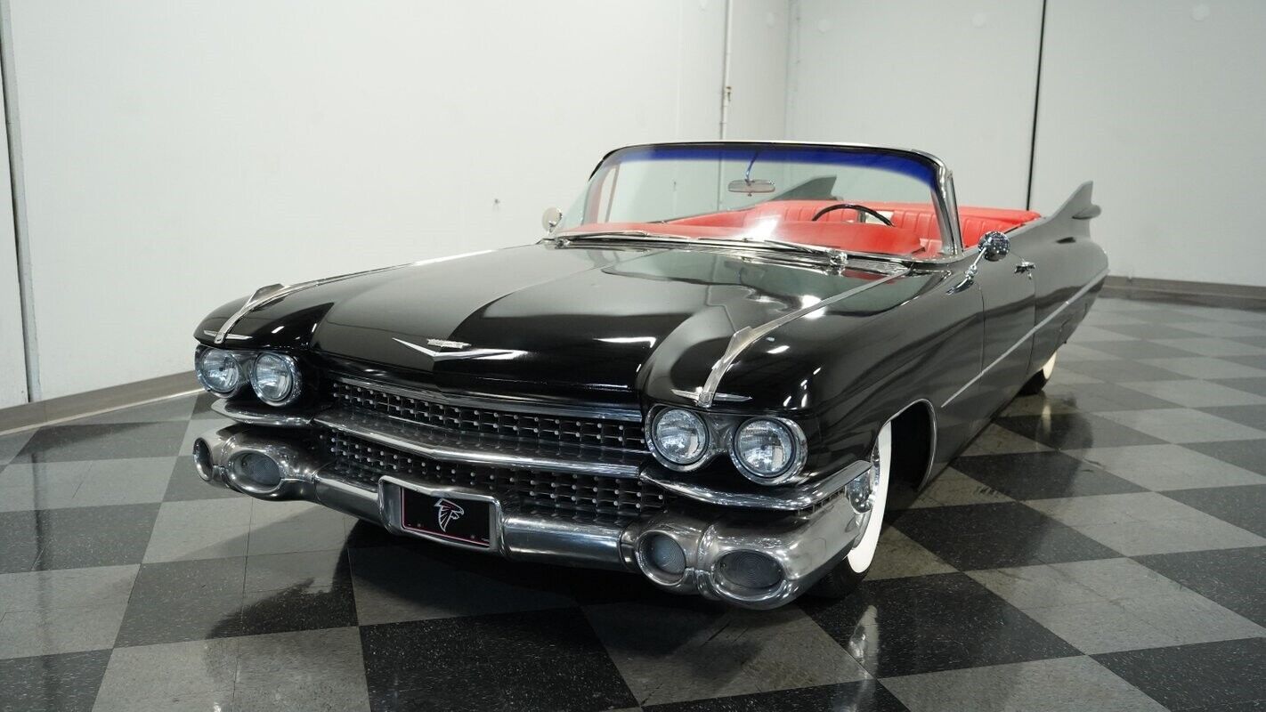 Cadillac-Convertible-Cabriolet-1959-Black-Red-0-16