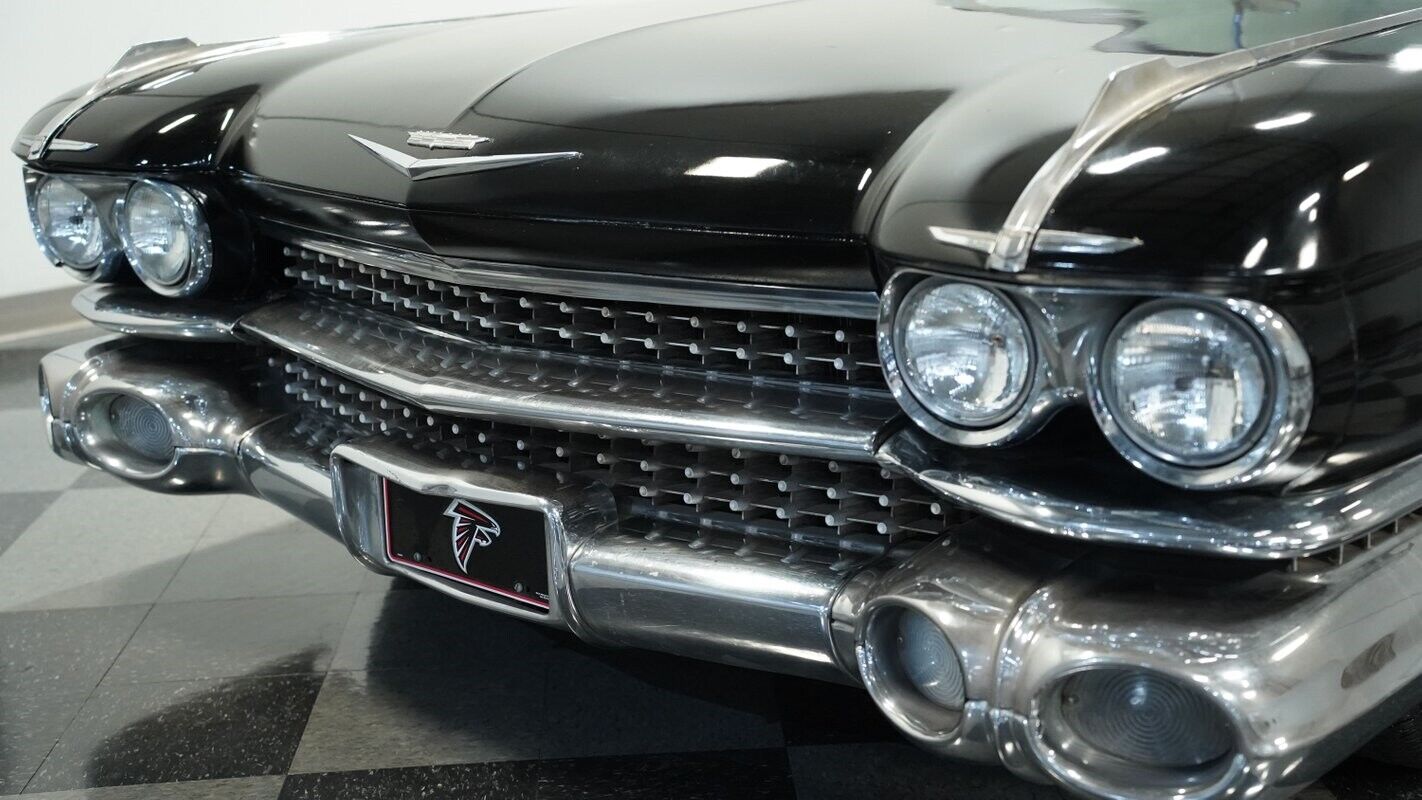 Cadillac-Convertible-Cabriolet-1959-Black-Red-0-17