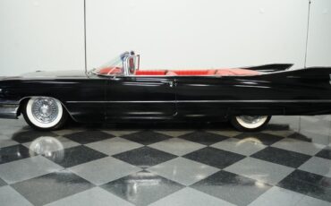 Cadillac-Convertible-Cabriolet-1959-Black-Red-0-2