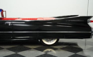 Cadillac-Convertible-Cabriolet-1959-Black-Red-0-22