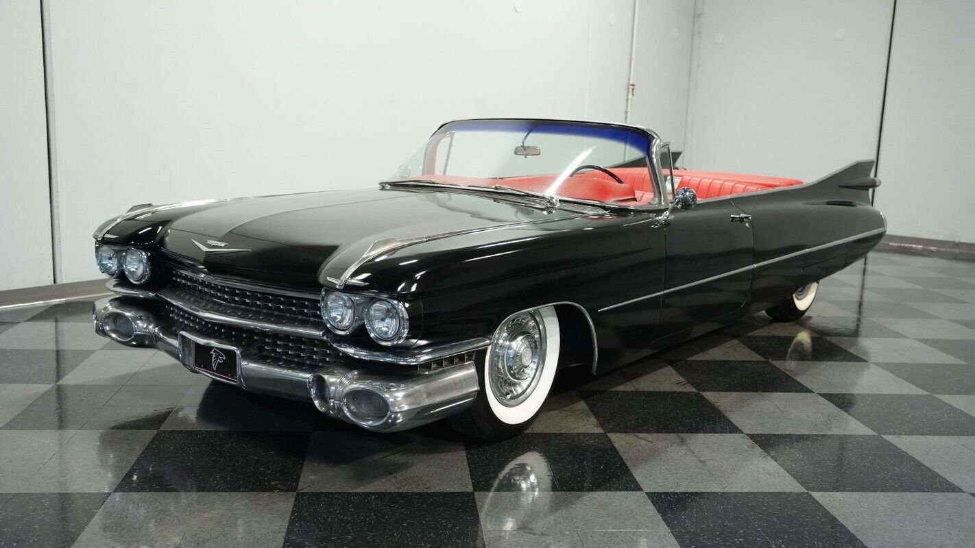 Cadillac-Convertible-Cabriolet-1959-Black-Red-0-5