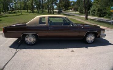 Cadillac-Coupe-Deville-Coupe-1977-Brown-Tan-80689-6