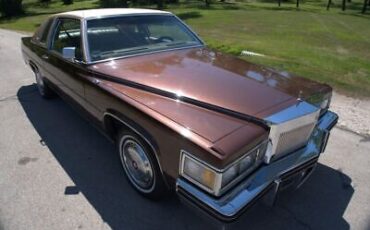 Cadillac-Coupe-Deville-Coupe-1977-Brown-Tan-80689-7