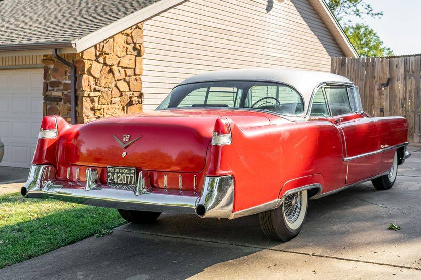 Cadillac-Coupe-de-ville-1955-red-144841-7