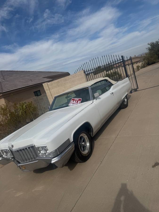 Cadillac-Coupe-de-ville-1970-white-109435-1