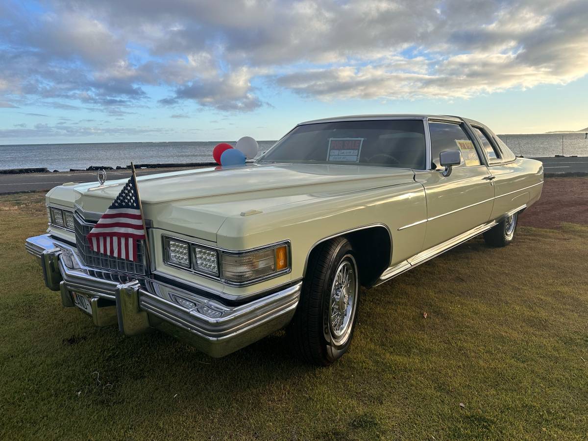 Cadillac-Coupe-de-ville-1976-yellow-64374-6