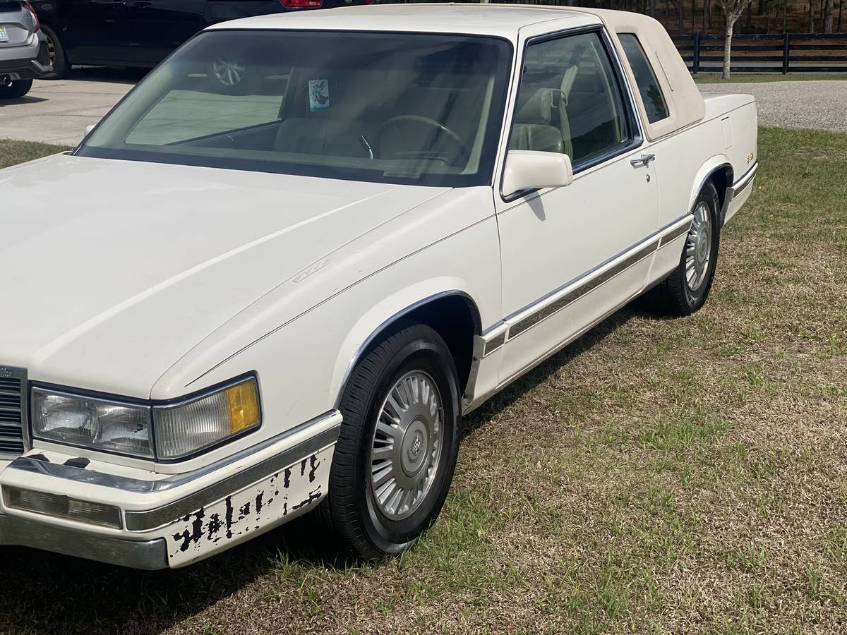 Cadillac-Coupe-deville-1992-white-90123-6