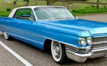 Cadillac-DeVille-1963-Blue-Gray-0-12