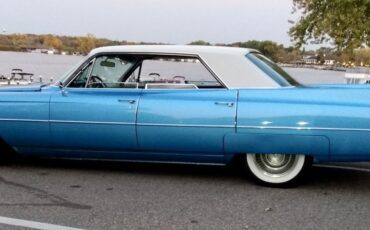 Cadillac-DeVille-1963-Blue-Gray-0-8