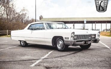 Cadillac-DeVille-1967-White-Red-58588-8