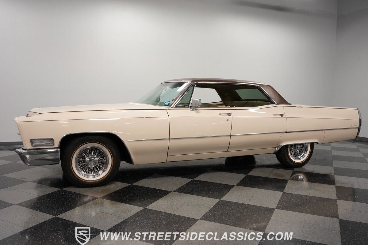 Cadillac-DeVille-1968-Sudan-Beige-Beige-149922-6