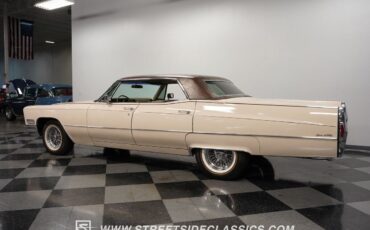 Cadillac-DeVille-1968-Sudan-Beige-Beige-149922-8