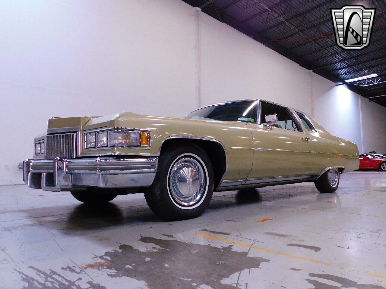 Cadillac-DeVille-1975-Gold-Green-53194-9