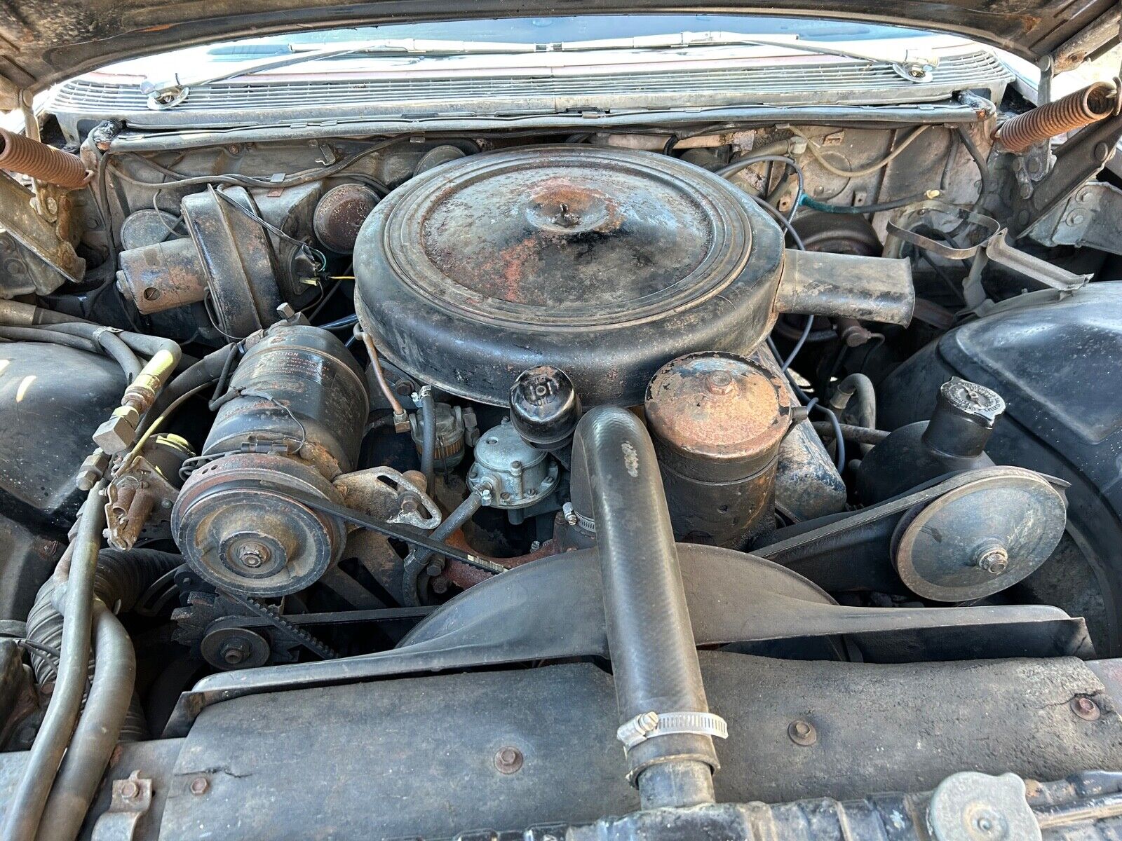 Cadillac-DeVille-Berline-1959-Pink-Pink-49085-27