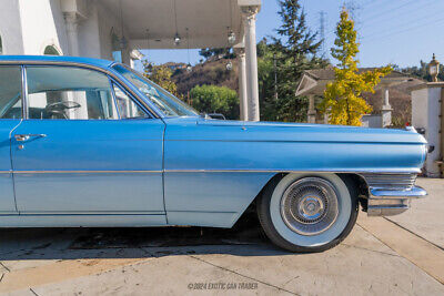 Cadillac-DeVille-Berline-1964-Blue-White-58665-10