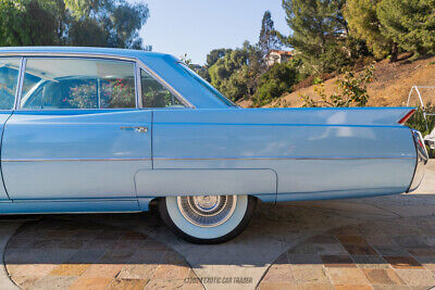 Cadillac-DeVille-Berline-1964-Blue-White-58665-4