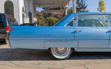 Cadillac-DeVille-Berline-1964-Blue-White-58665-9