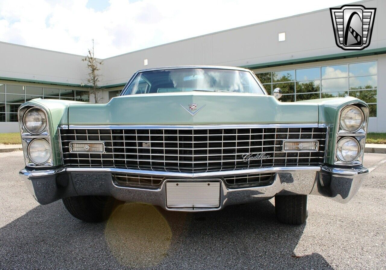 Cadillac-DeVille-Berline-1967-Green-Black-88705-10