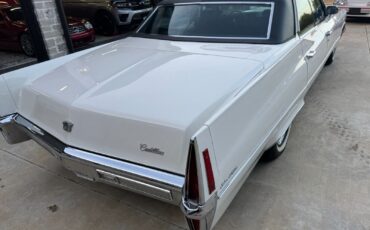 Cadillac-DeVille-Berline-1970-White-Black-19024-3