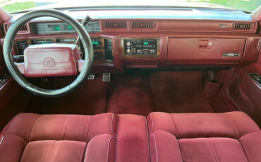 Cadillac-DeVille-Berline-1990-Burgundy-Red-125382-10