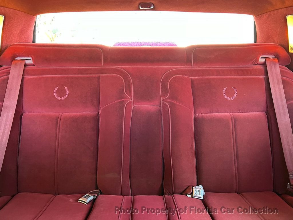 Cadillac-DeVille-Berline-1990-Burgundy-Red-125382-11