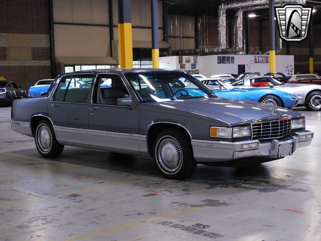 Cadillac-DeVille-Berline-1993-Gray-Gray-134528-5