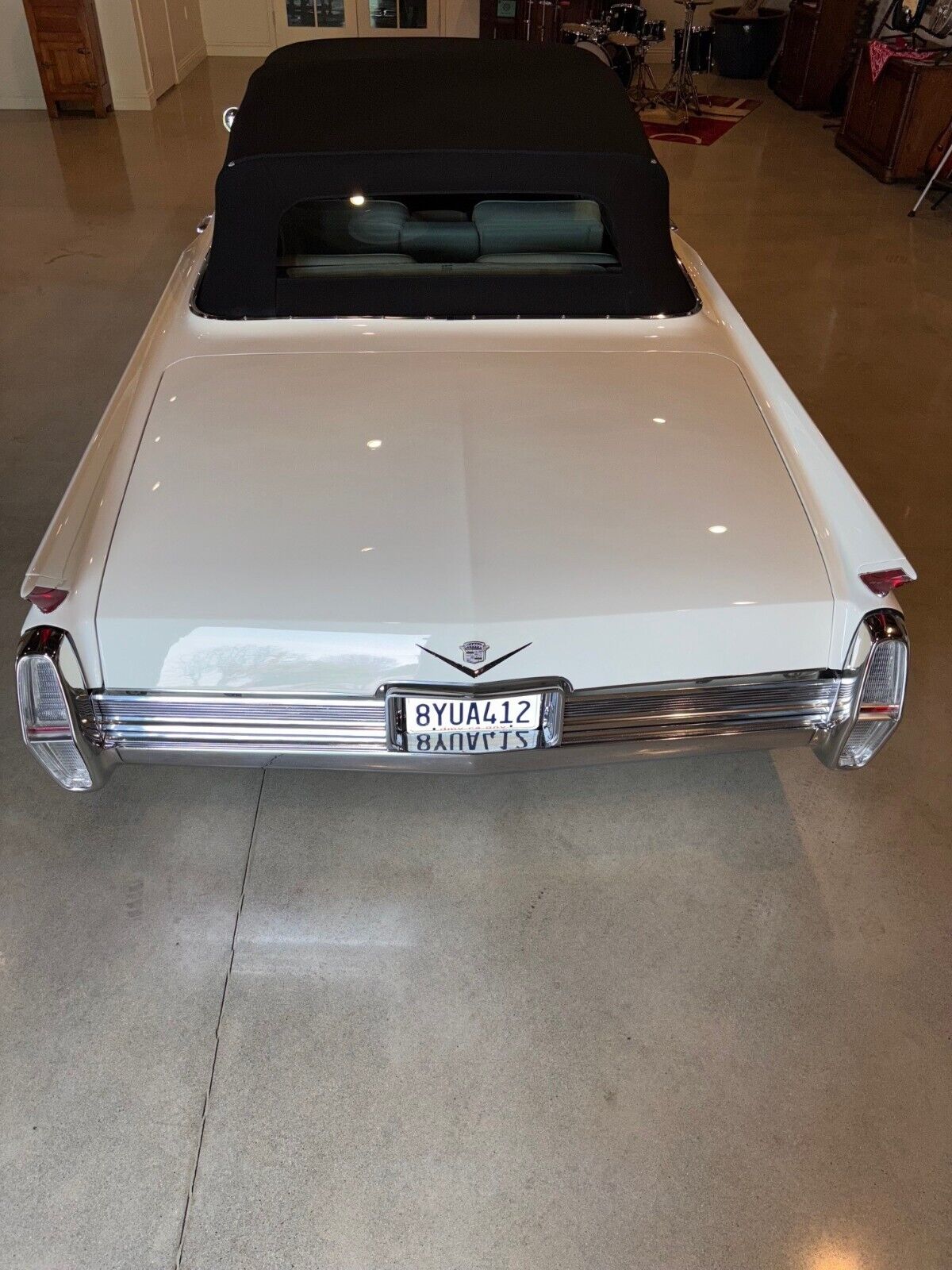 Cadillac-DeVille-Cabriolet-1964-White-White-3219-10