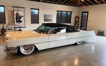 Cadillac-DeVille-Cabriolet-1964-White-White-3219-3