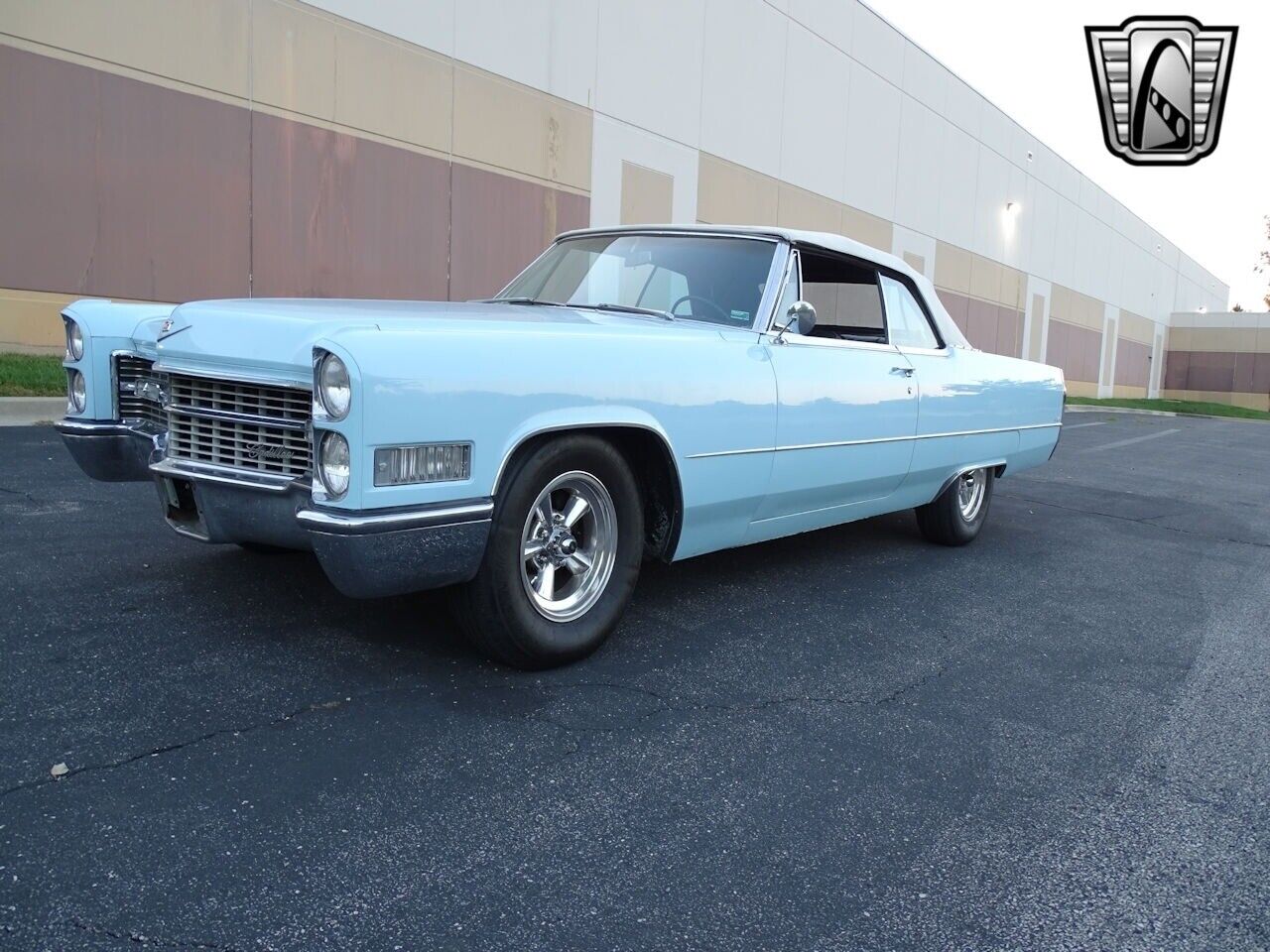 Cadillac-DeVille-Cabriolet-1966-Blue-Black-141457-2